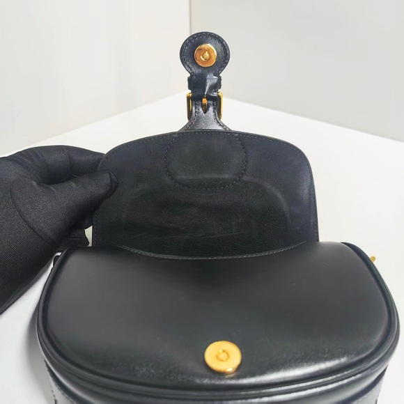 Dior Black Smooth Leather Bobby East-West Bag - Picture 10 of 11